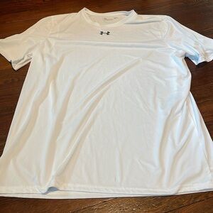 Under Armour White Men’s T- Shirt Size L